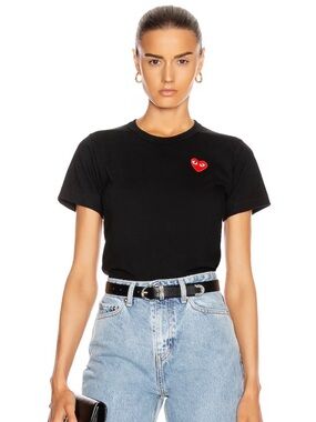 New COMME des GARCONS Jersey Red Heart Emblem Tee Women Size Small
